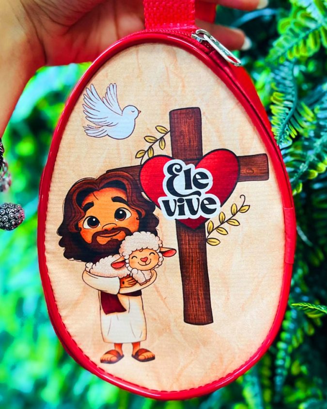 Lembrancinha cristã para páscoa - Bolsinha em formato de ovo - Jesus Ele Vive - Imagem 5