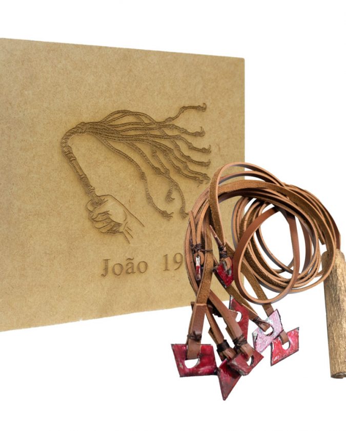Kit Elementos da Crucificação De Cristo - Açoite, Coroa De Espinhos E Pregos - Image 2
